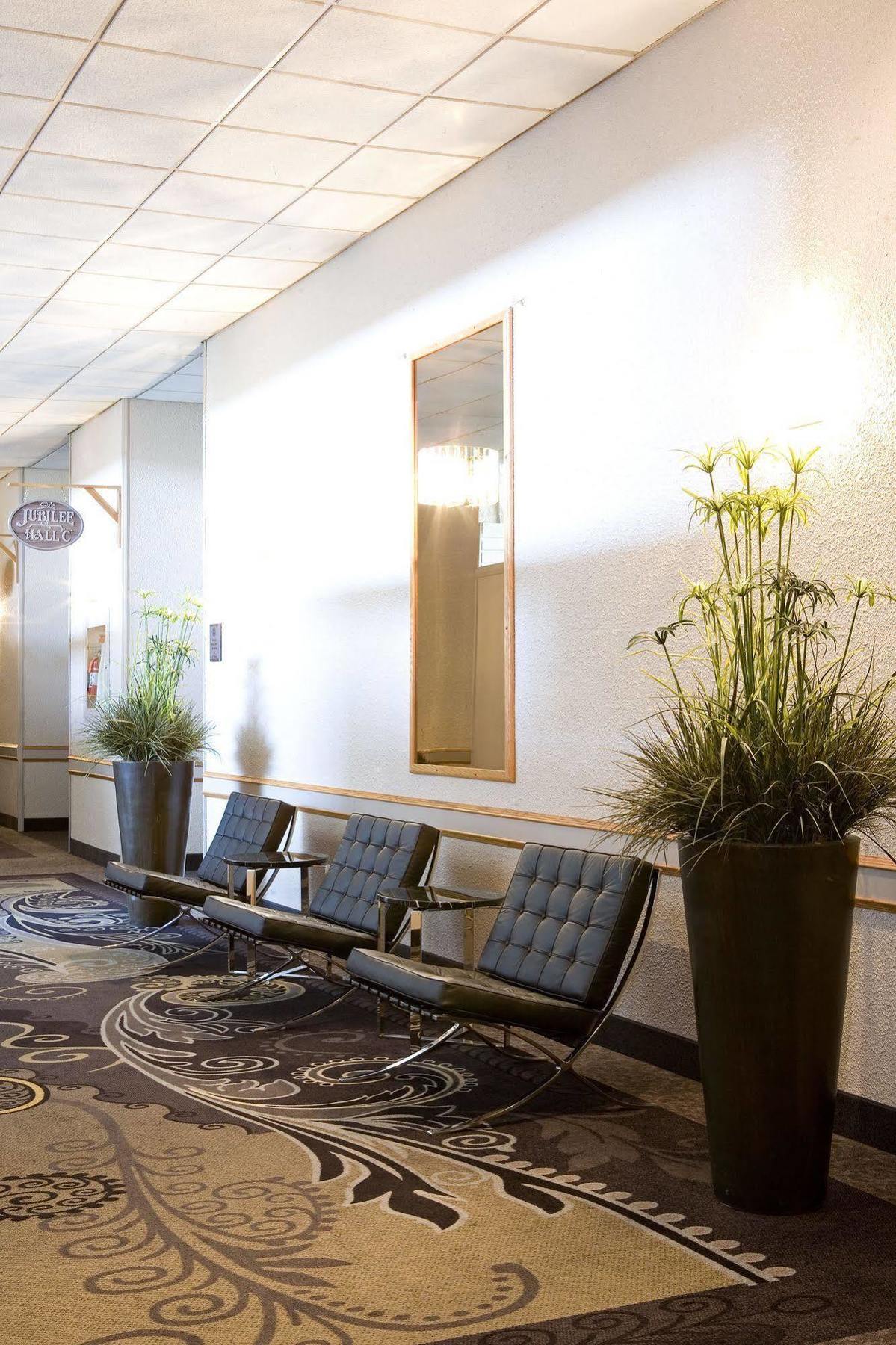 Heritage Inn Hotel & Convention Centre - موسجاو المظهر الخارجي الصورة